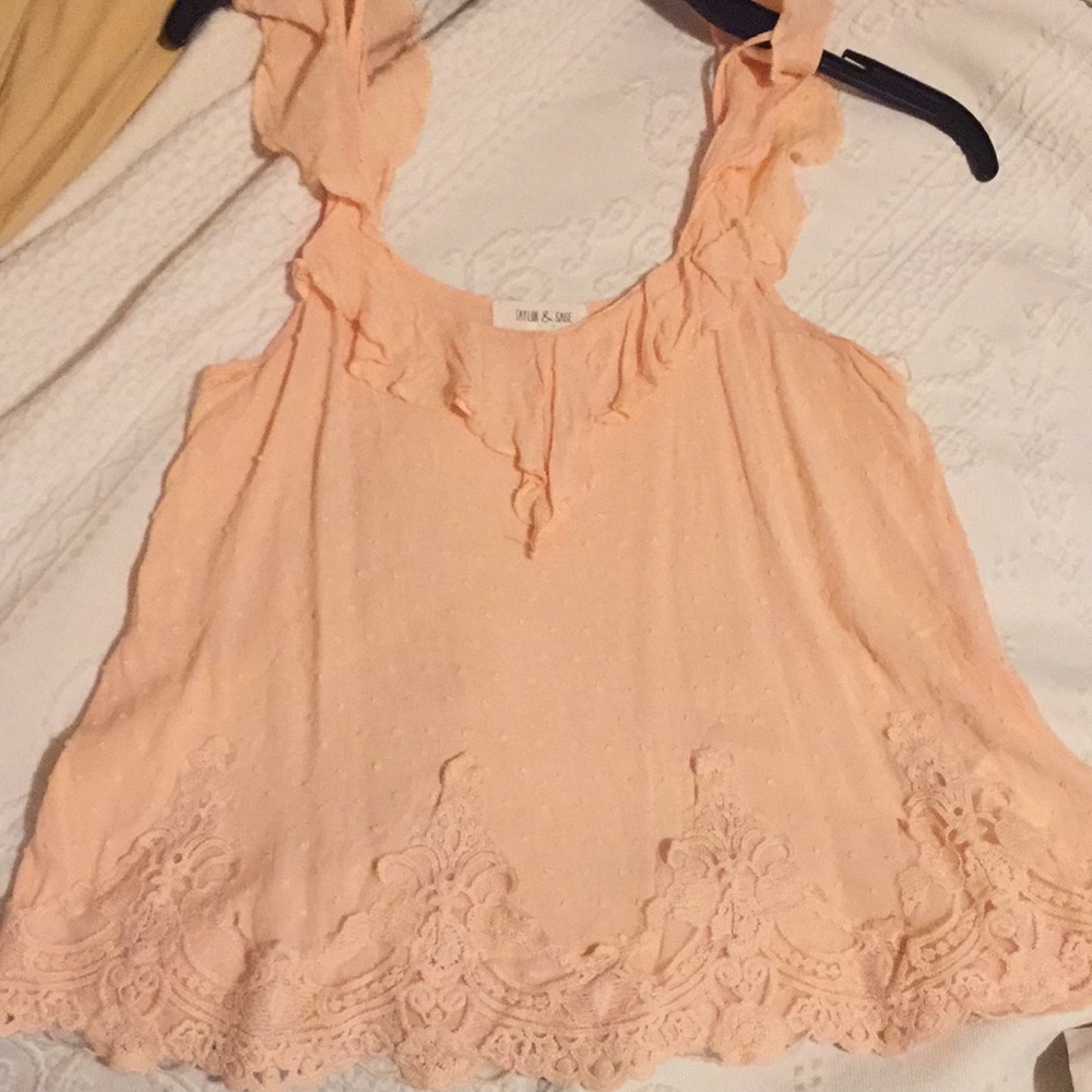 Taylor and Sage Top